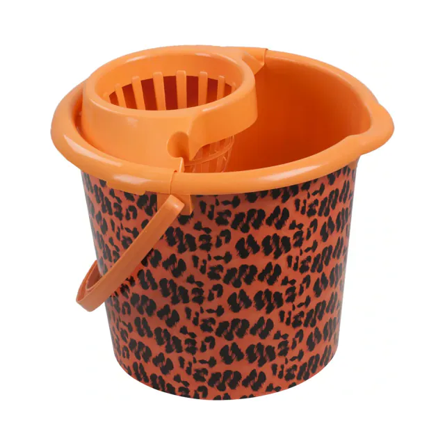 Oval Madrid Bucket With Squeezer With Mop